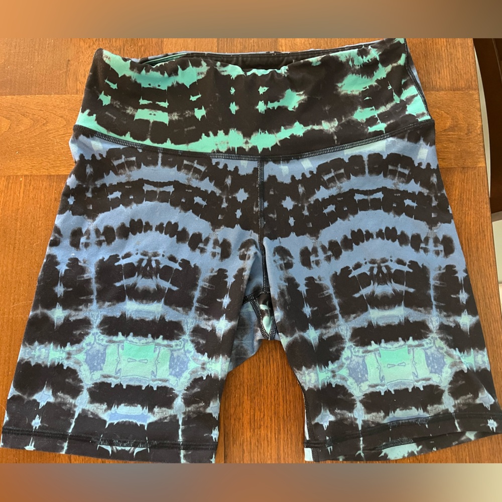 Old Navy Active Tie-Dye Shorts